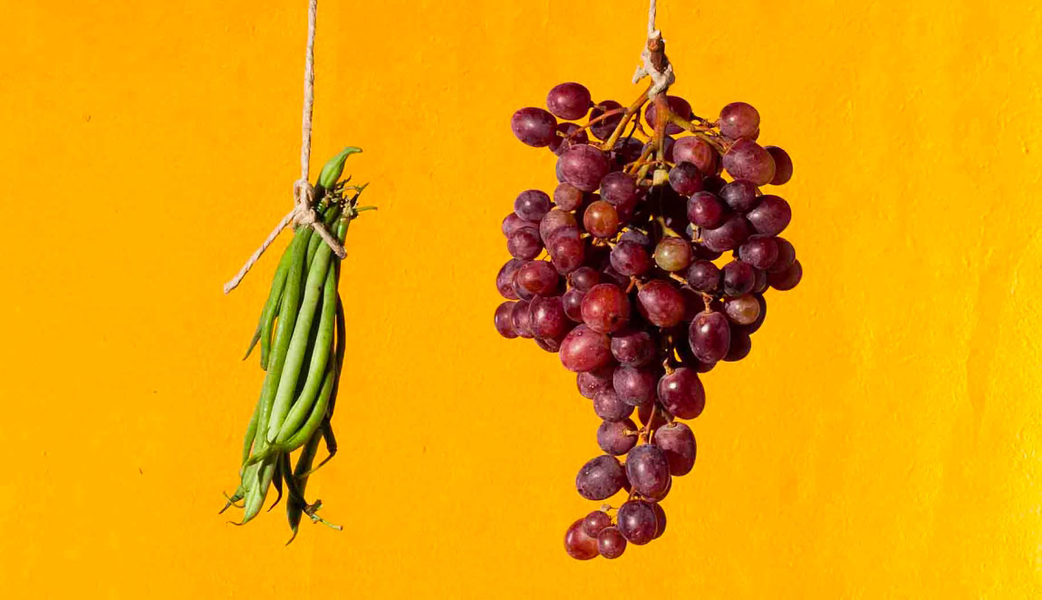 IL 19 OTTOBRE SI INAUGURA A RUTIGLIANO LA MOSTRA DI SALVO D'AVILA "GRAPPOLI DI LUCE" PER TIPICA FOOD & ART
