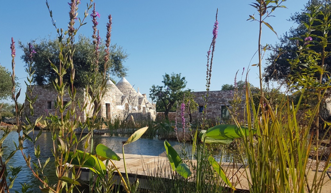 VEDAGURU INAUGURA A CONVERSANO UN BIOLAGO PER LA PRATICA AYURVEDA, DELLO YOGA E PER LA CURA DEL PROPRIO SÈ